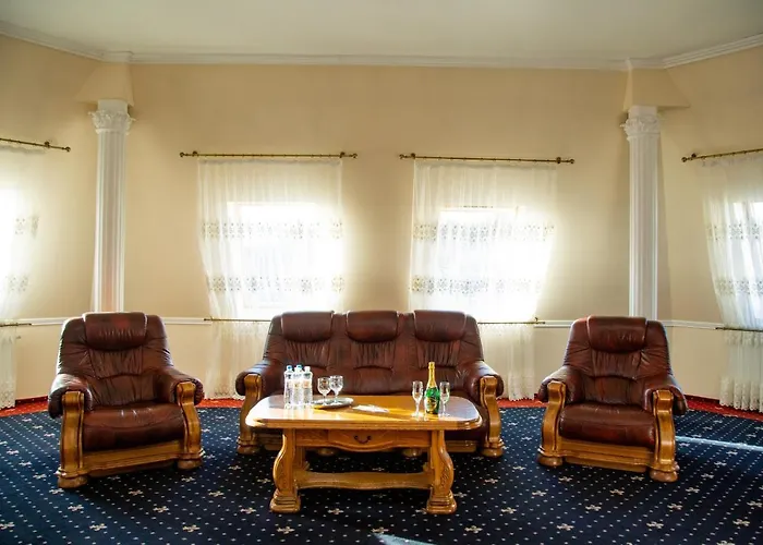 Готель Zolota Pava